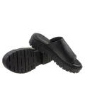 czarne skórzane buty 27252 Tamaris klapki damskie czarne