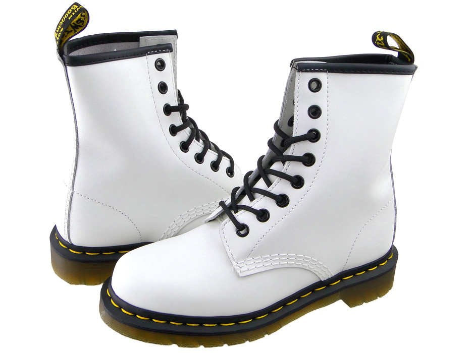 Doc martens outlet white low